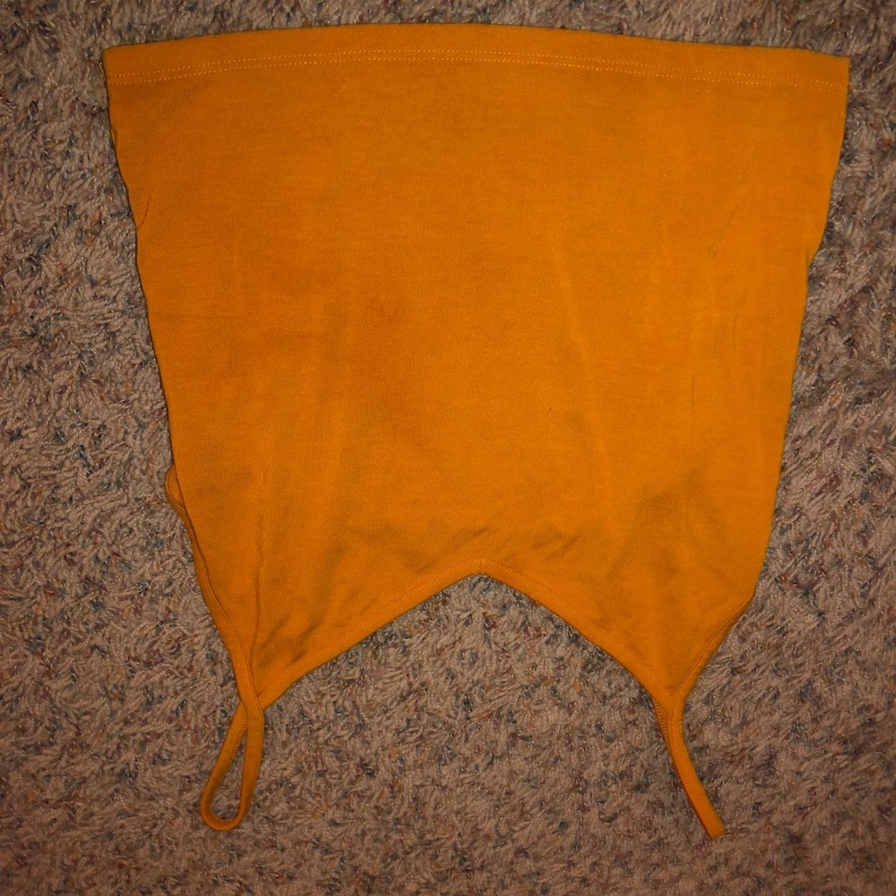 Golden V-neck Crop tank